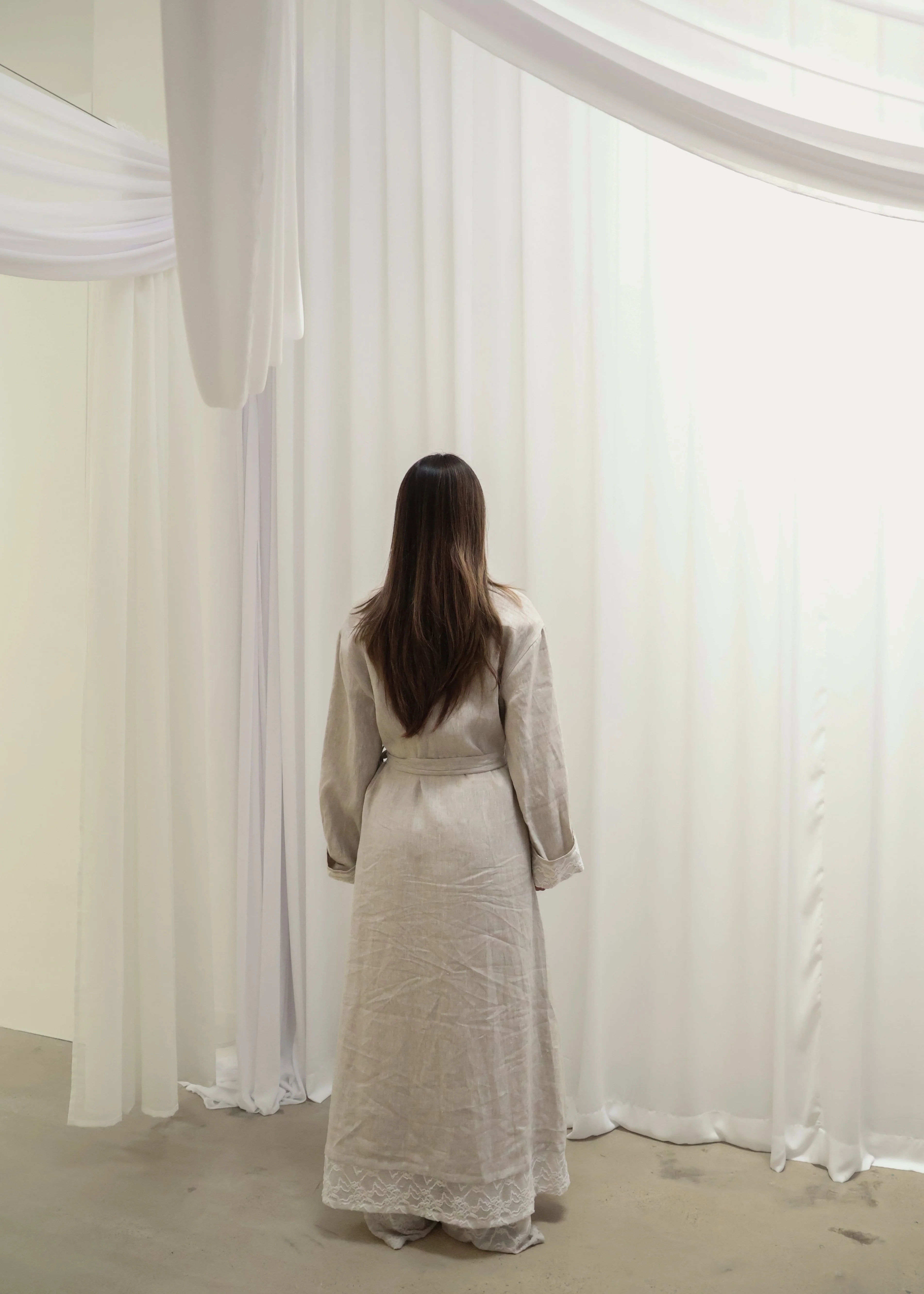 INEZ LACE HEM LINEN KIMONO - Image 4