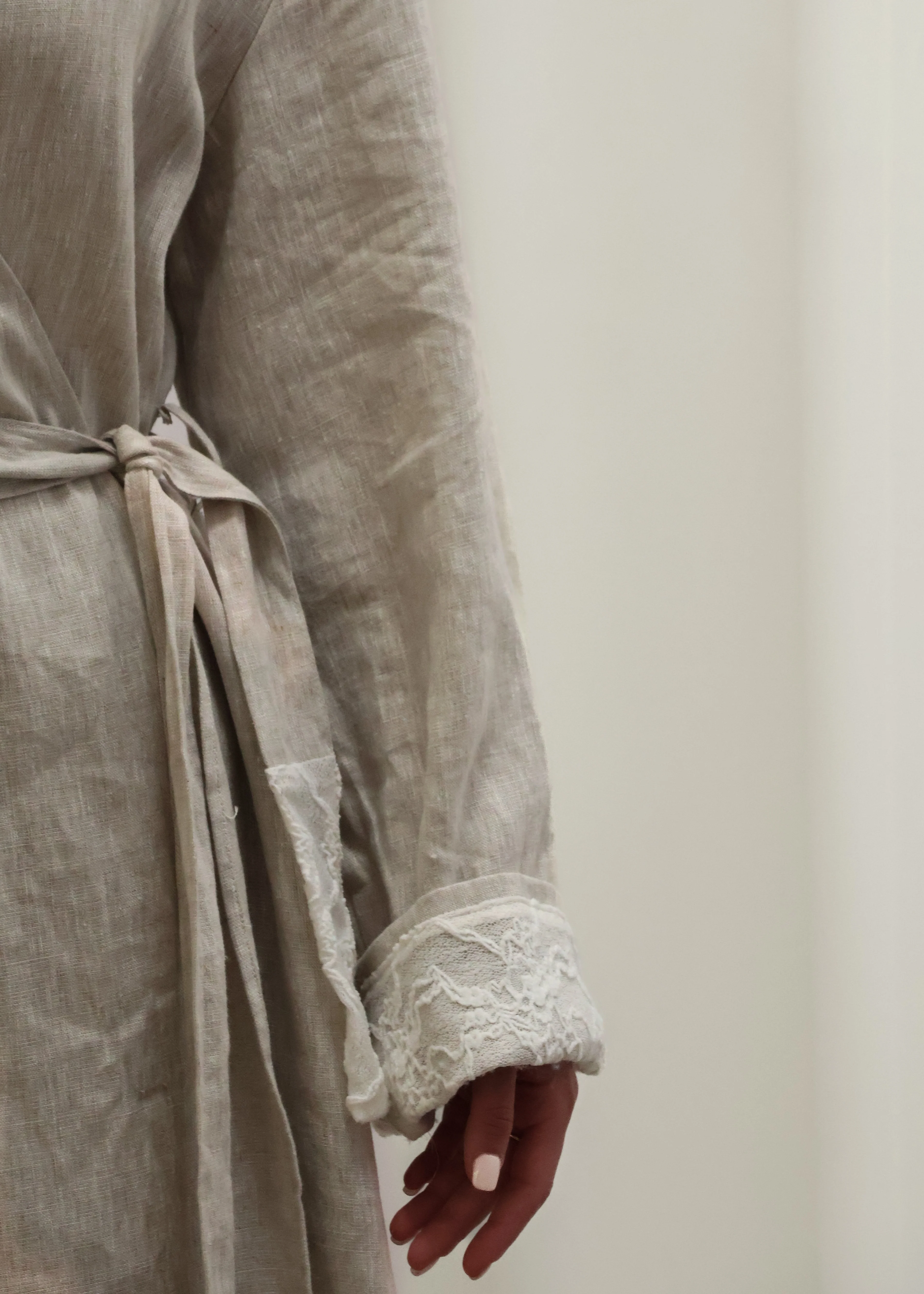 INEZ LACE HEM LINEN KIMONO - Image 5