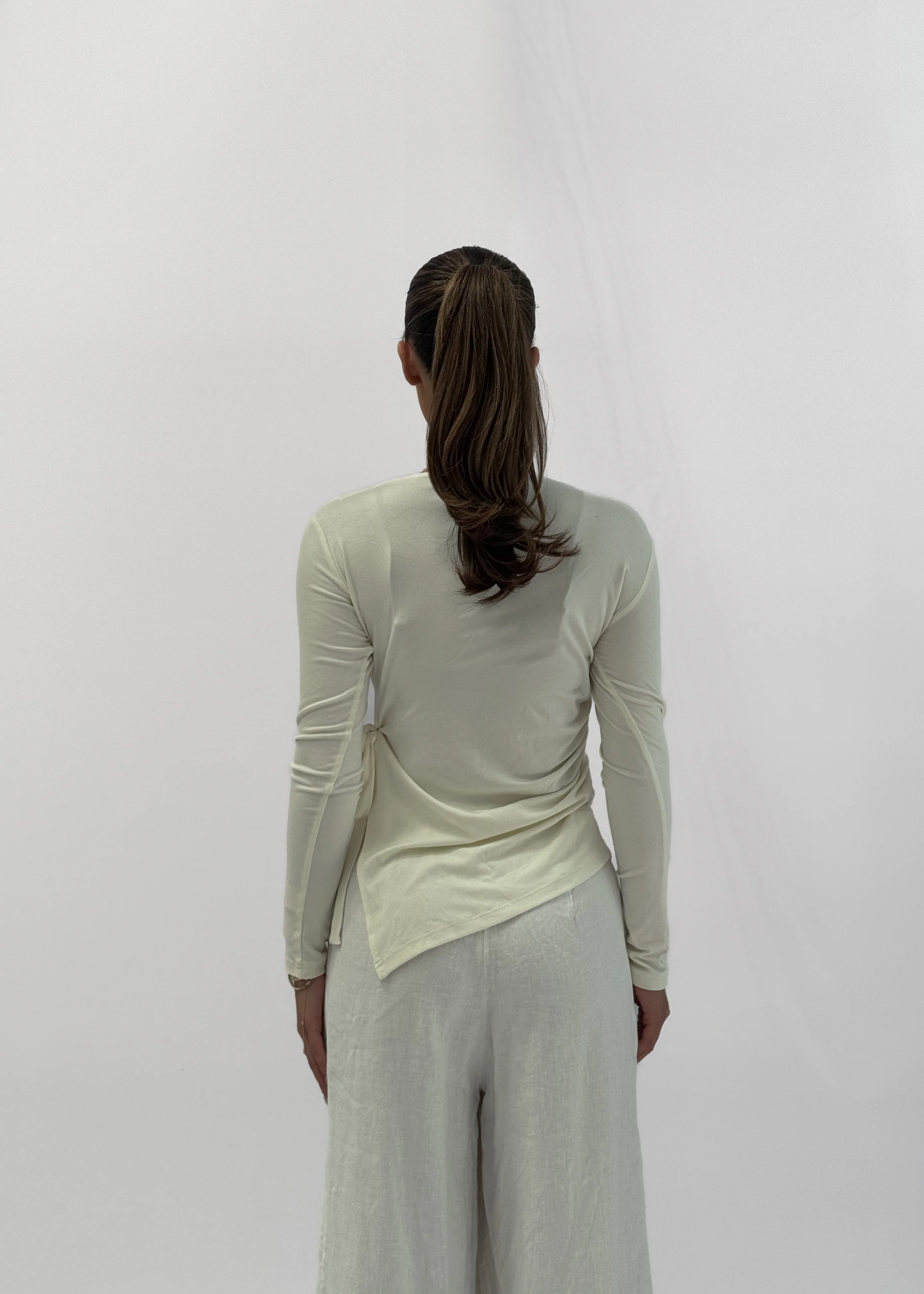MINA RUCHED JERSEY TOP - BLANC - Image 3