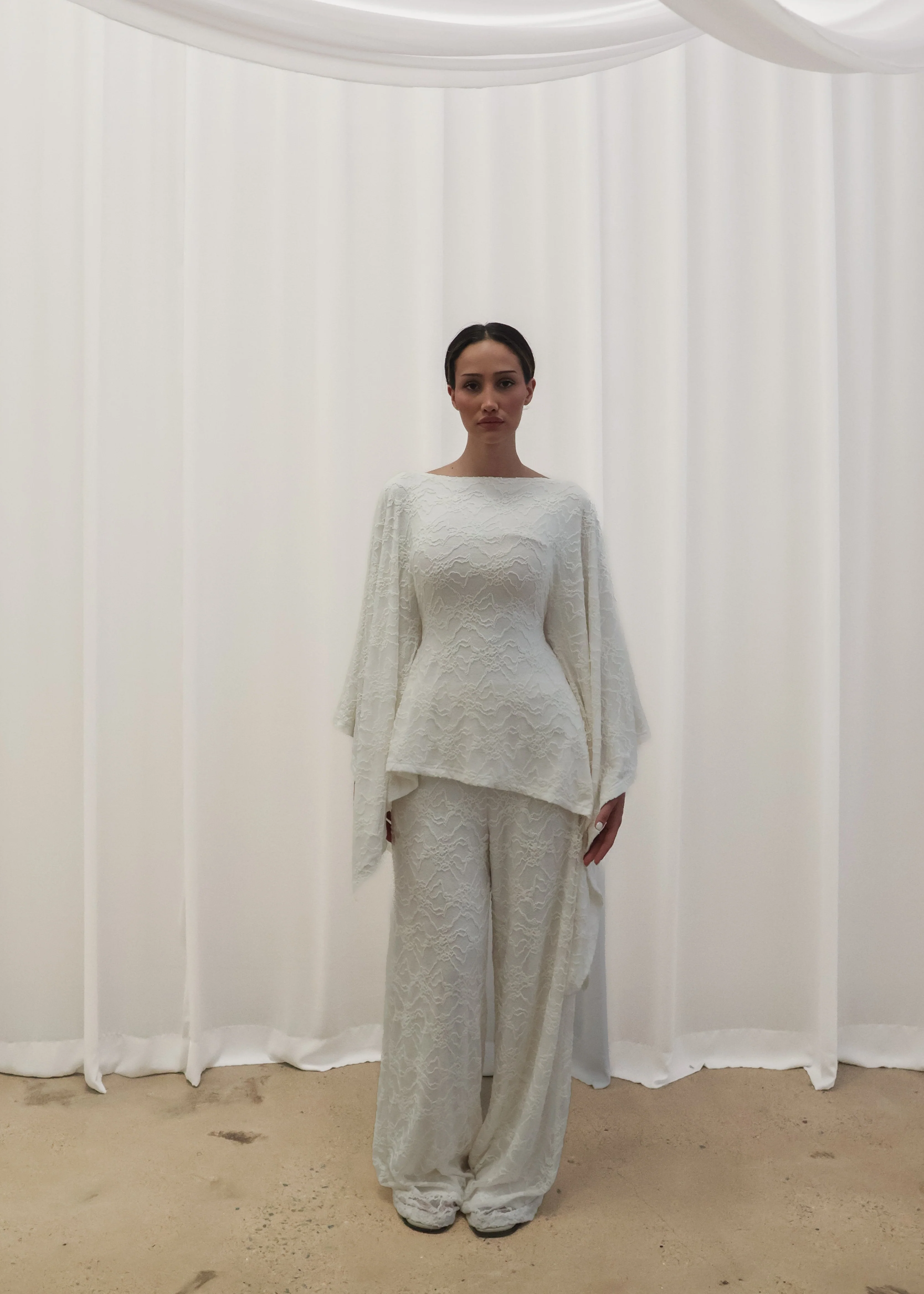 SERAFINE LACE TOP AND PANT SET - Image 3