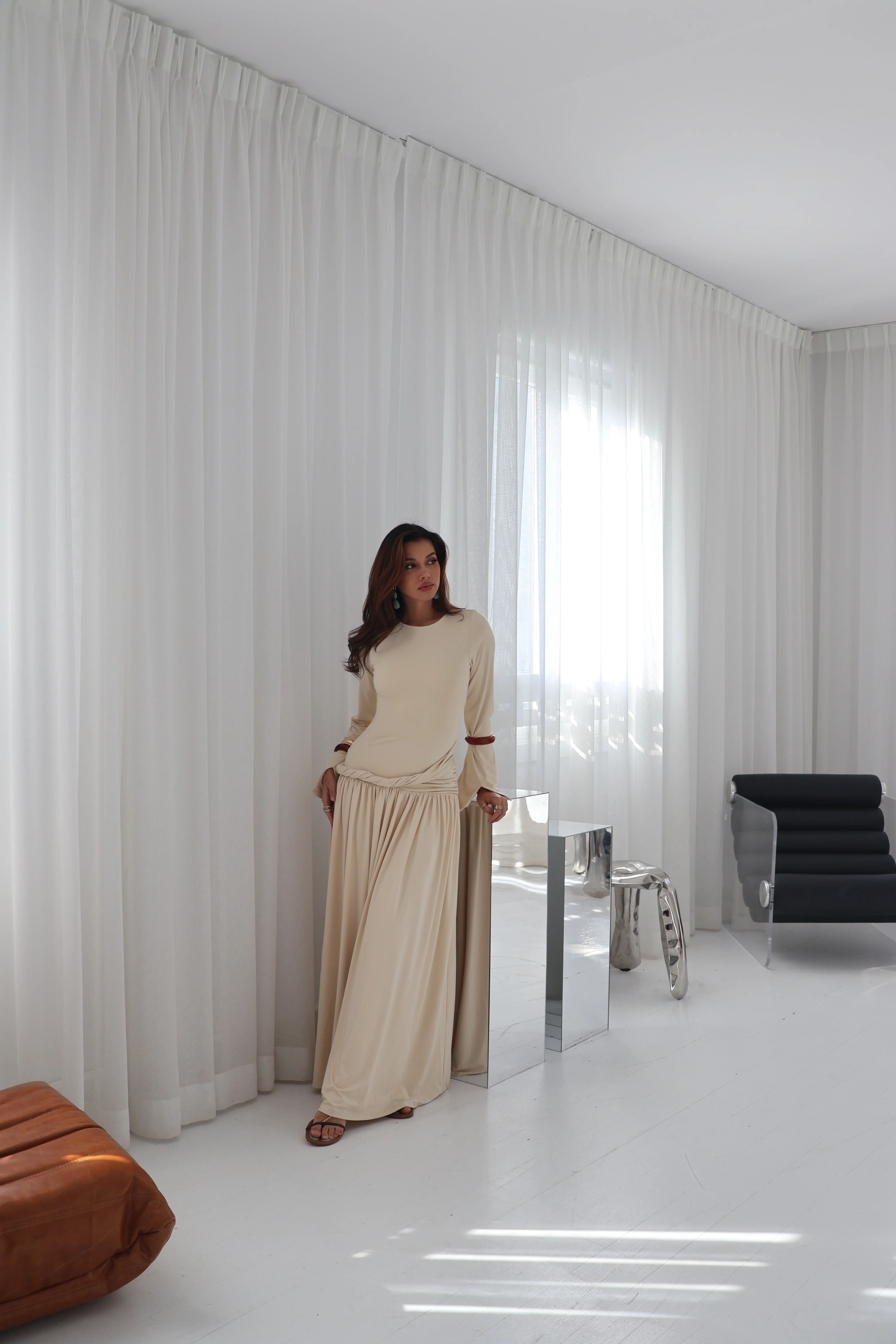 Solene Twist Maxi Dress - Image 5