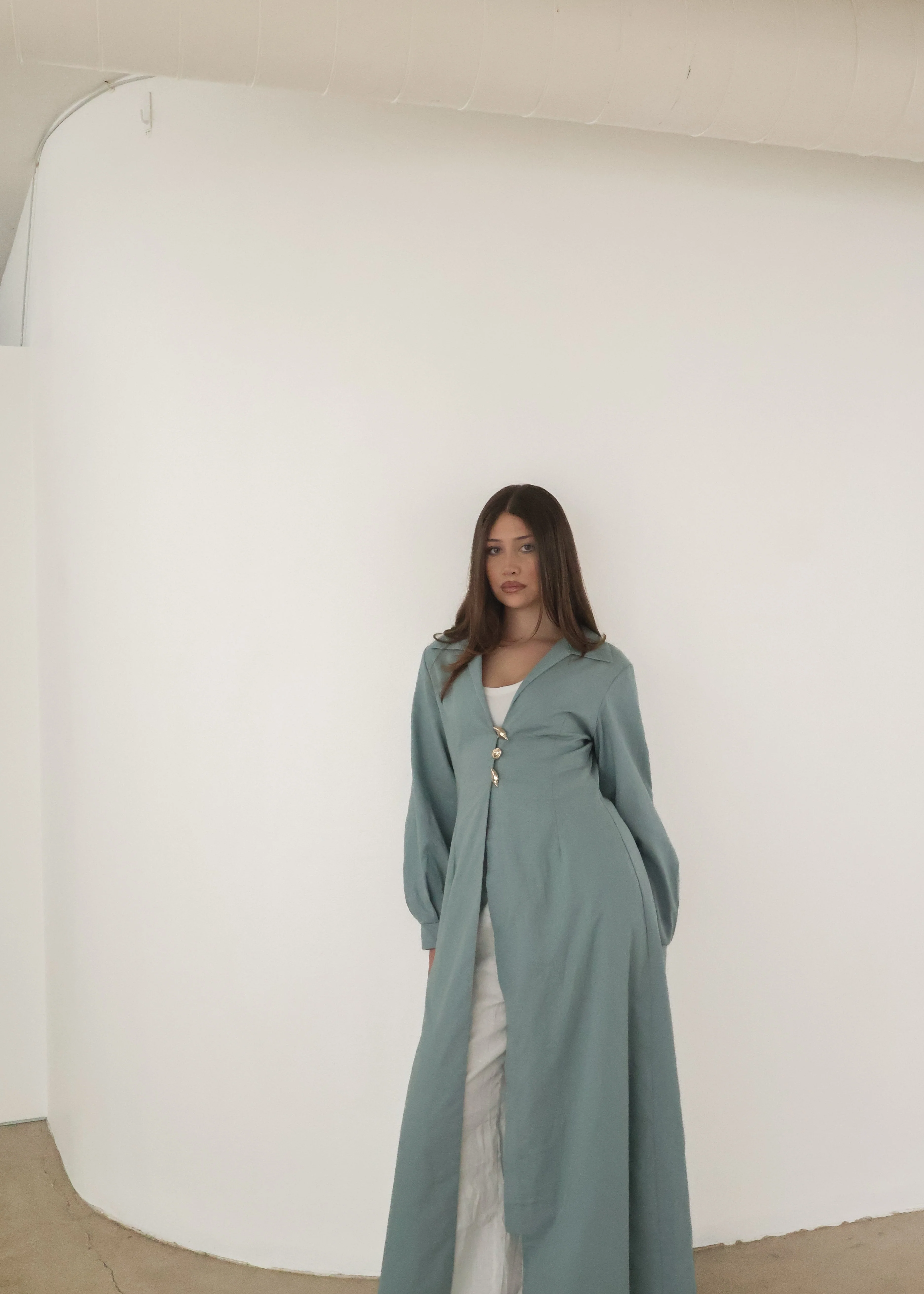 VERA LINEN SHELL HARDWARE KIMONO - Image 4